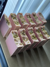 Load image into Gallery viewer, Grapefruit Chamomile Soap with Real Chamomile Flowers
